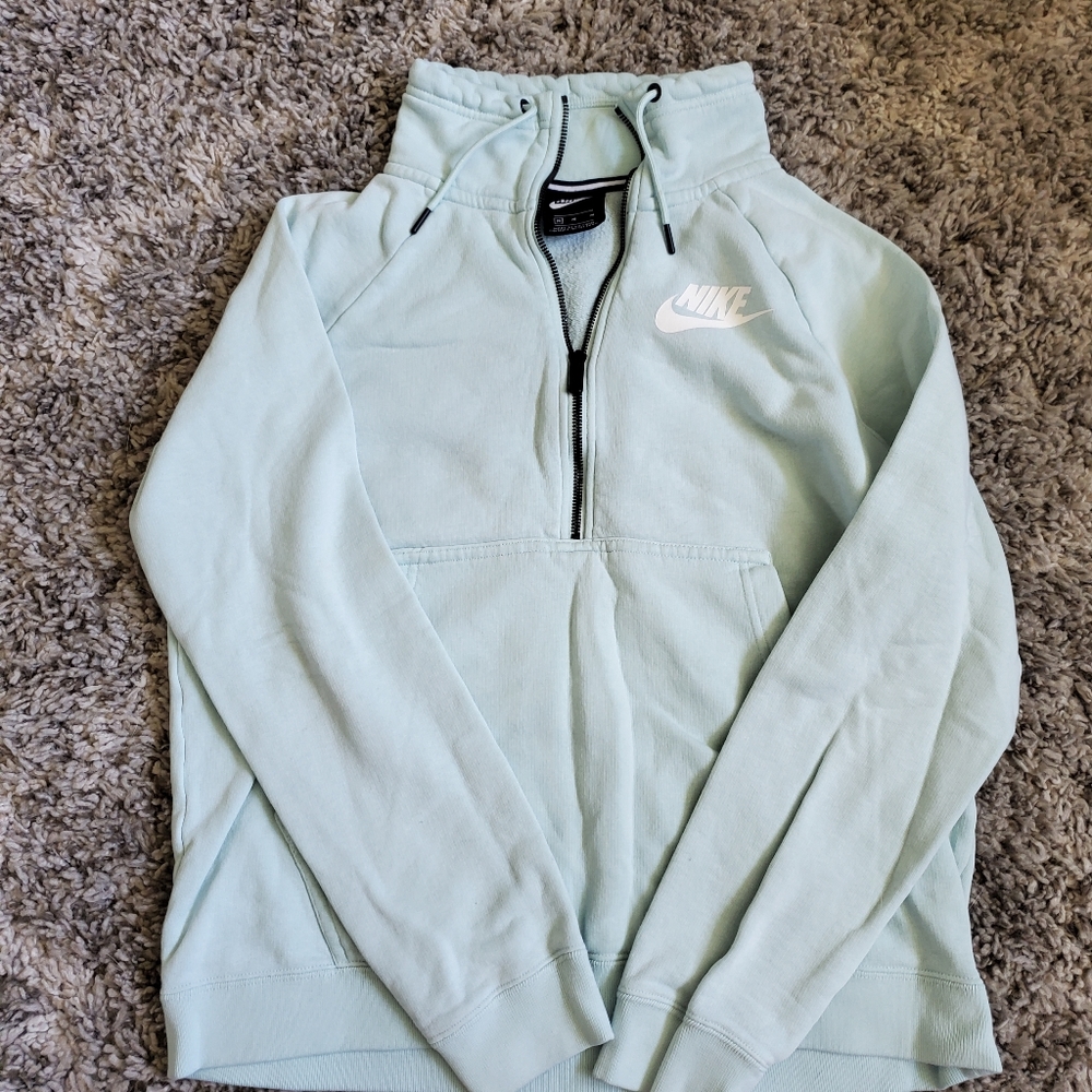 Nike sweatshirt